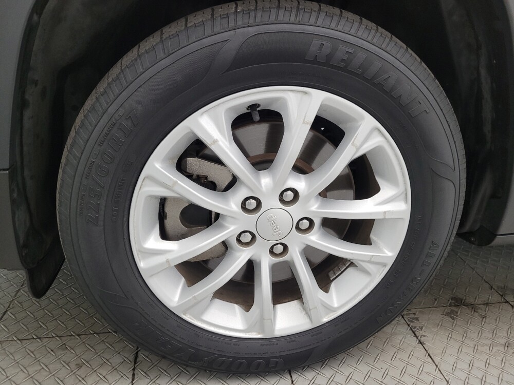 2021 Jeep Cherokee in Albuquerque, NM 87123 - 18090940 31