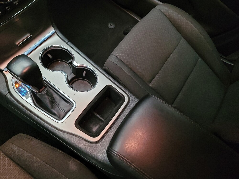 2021 Jeep Grand Cherokee in Bakersfield, CA 93309 - 18090948 26