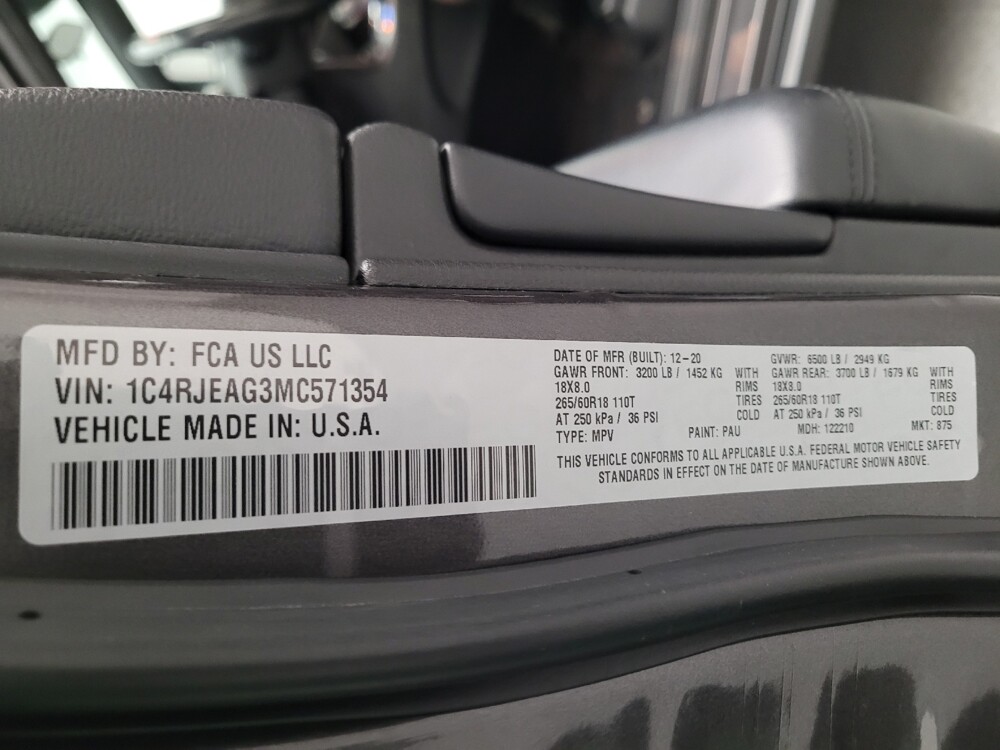 2021 Jeep Grand Cherokee in Bakersfield, CA 93309 - 18090948 33