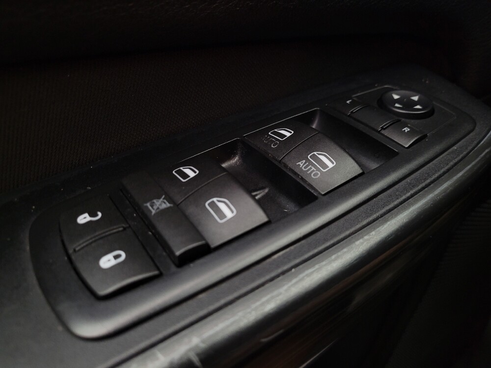 2016 Jeep Cherokee in Mobile, AL 36606 - 18090965 27