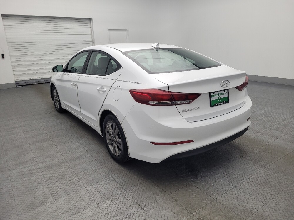 2017 Hyundai Elantra in Columbia, SC 29210 - 18090971 5