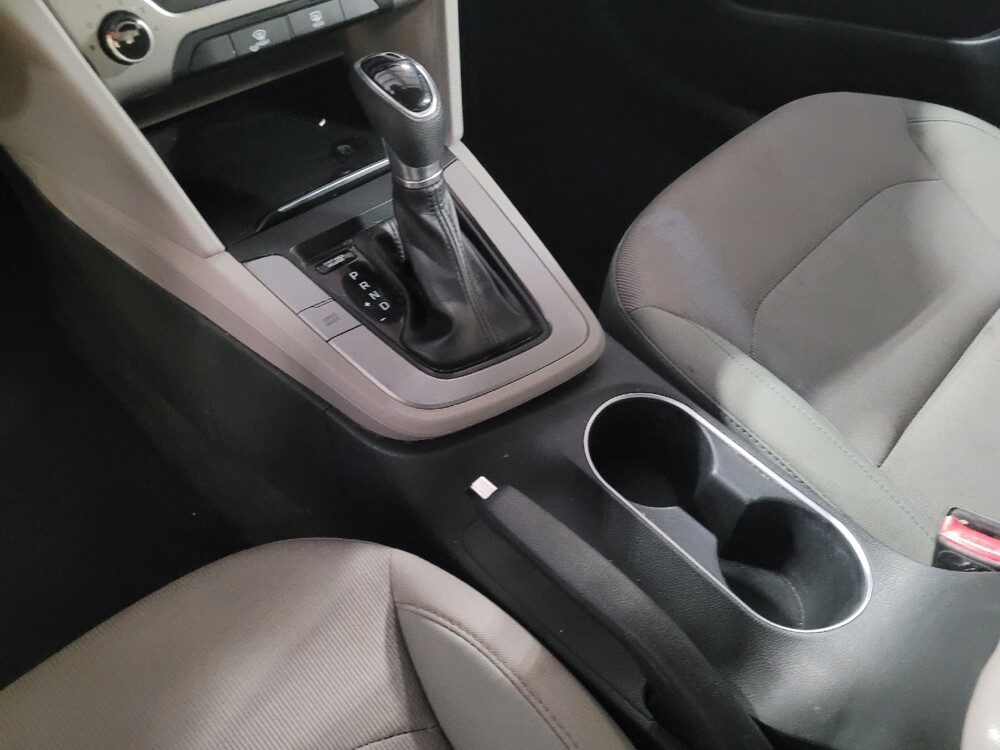 2017 Hyundai Elantra in Columbia, SC 29210 - 18090971 26