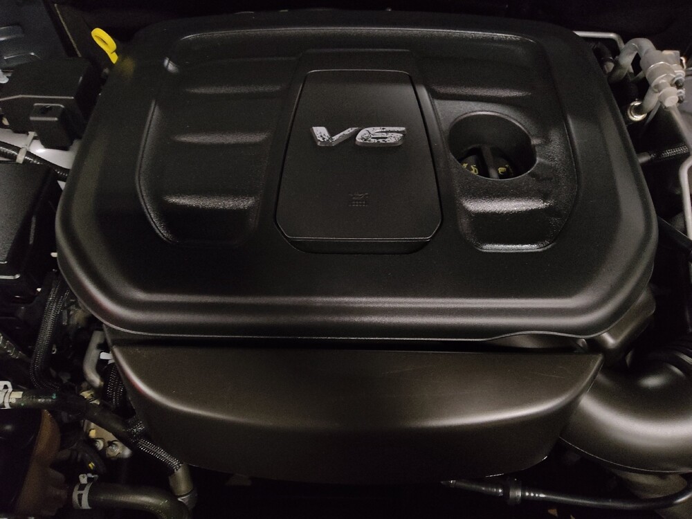 2018 Jeep Grand Cherokee in Jacksonville, FL 32210 - 18090975 30