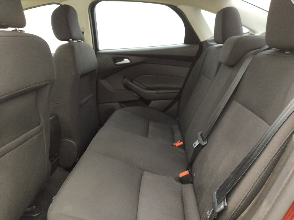 2016 Ford Focus in Tallahassee, FL 32304 - 18090979 18