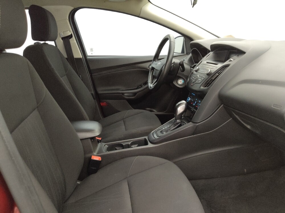 2016 Ford Focus in Tallahassee, FL 32304 - 18090979 21
