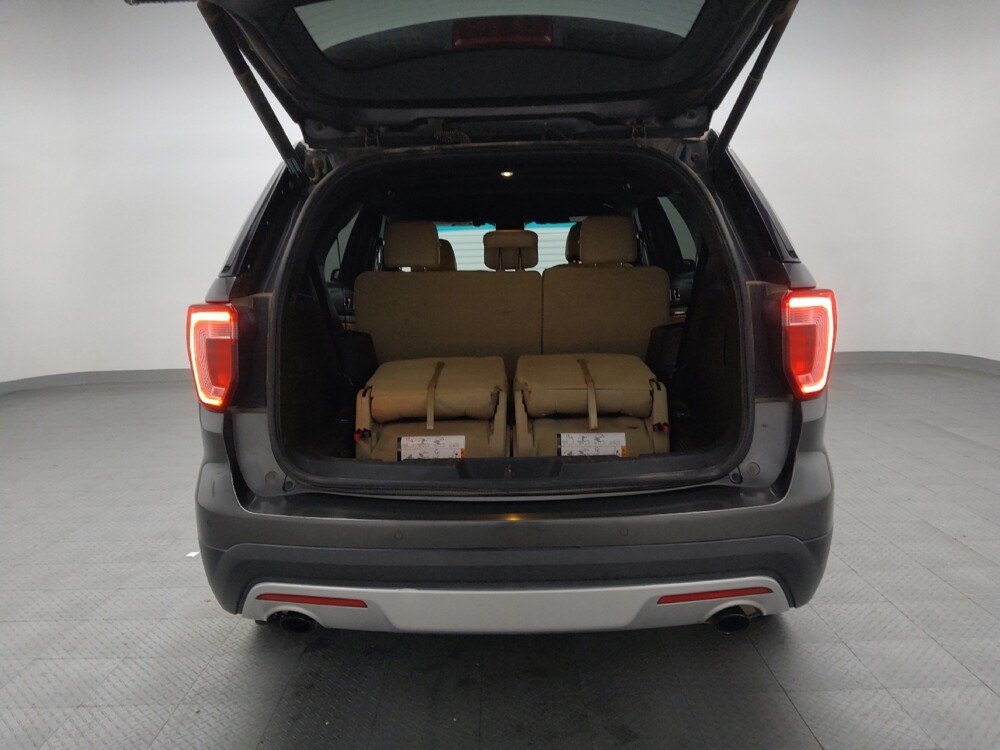 2016 Ford Explorer in Oklahoma City, OK 73139 - 18090994 29