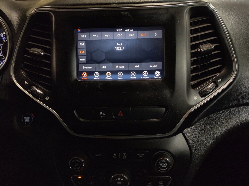 2020 Jeep Cherokee in Oklahoma City, OK 73139 - 18090995 25