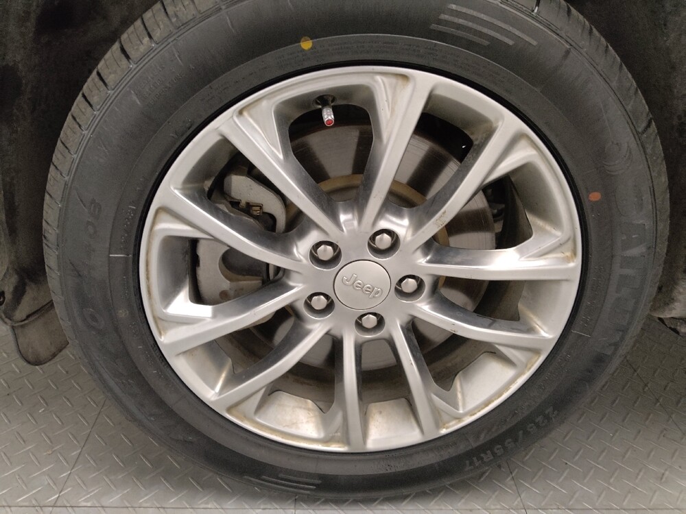 2020 Jeep Cherokee in Oklahoma City, OK 73139 - 18090995 31