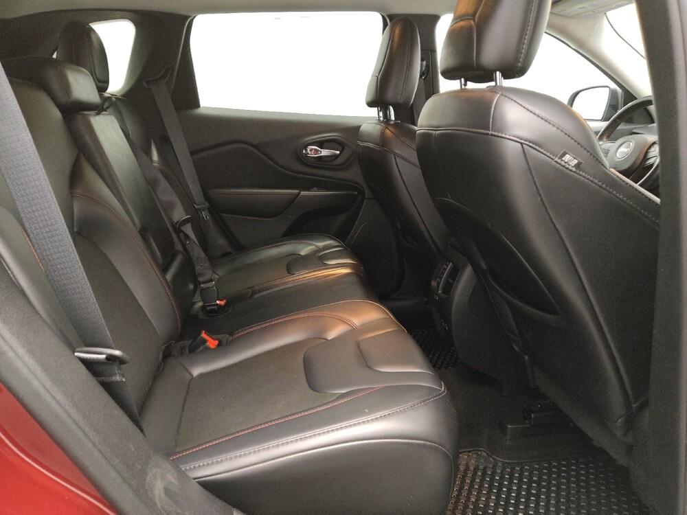 2021 Jeep Cherokee in Oklahoma City, OK 73139 - 18090996 19