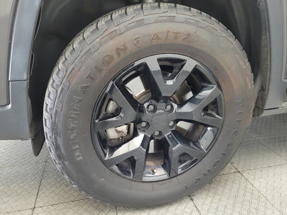 2019 Jeep Cherokee in Tucson, AZ 85705 - 18090998 31