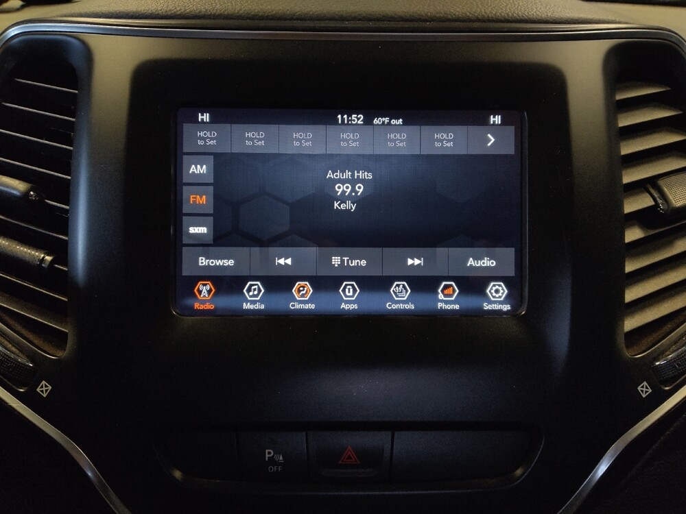 2019 Jeep Cherokee in Tucson, AZ 85705 - 18090998 25