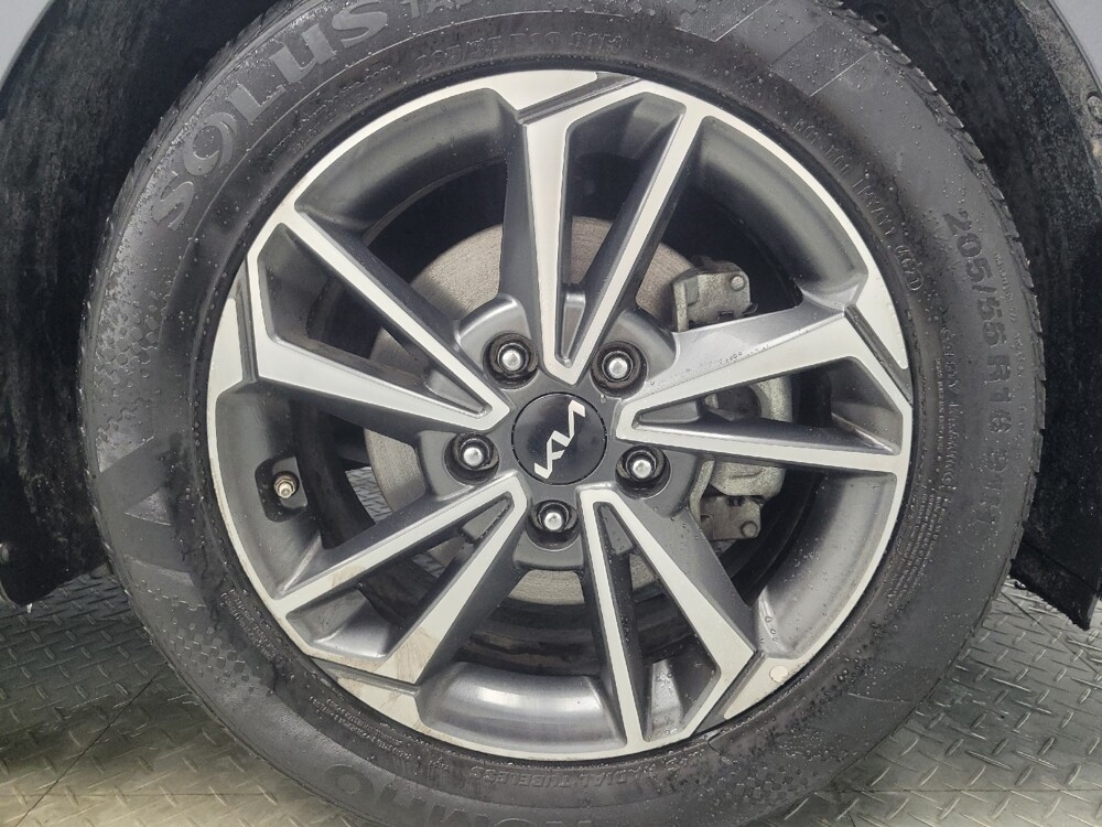 2022 Kia Forte in Indianapolis, IN 46219 - 18091001 31