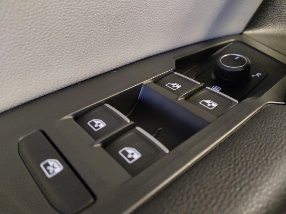 2021 Volkswagen Tiguan in Albuquerque, NM 87123 - 18091002 27