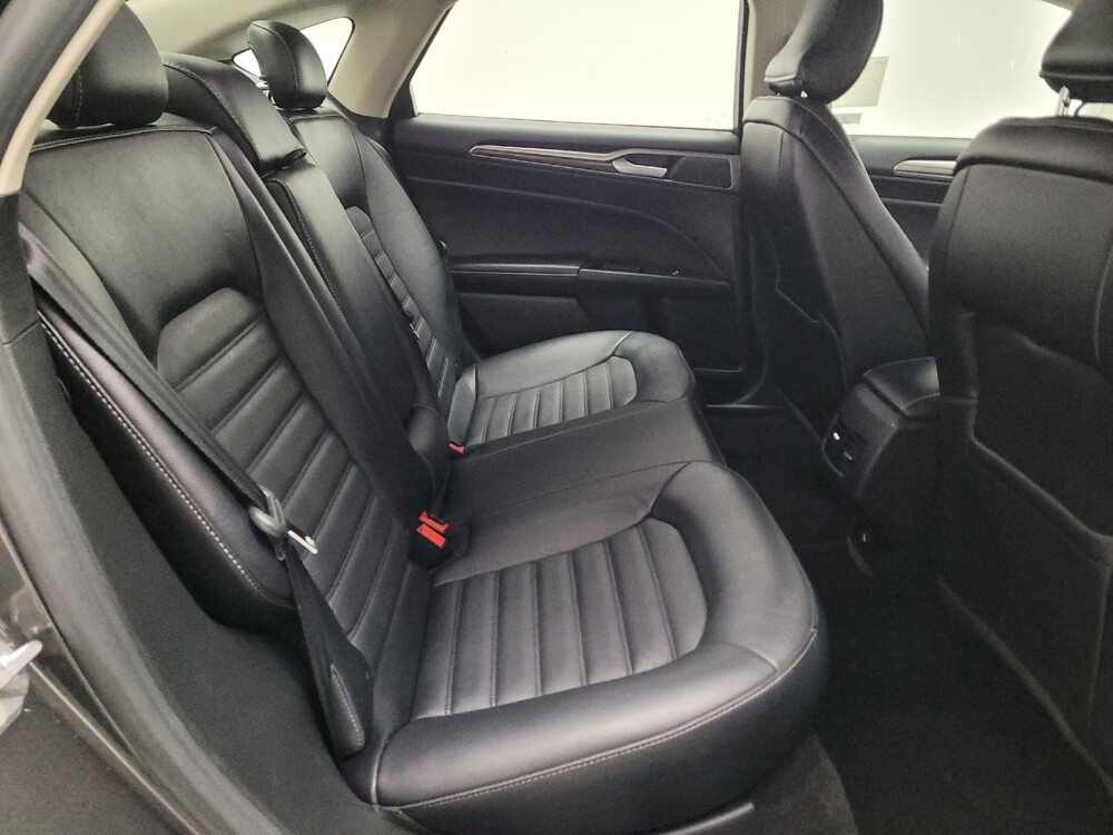 2017 Ford Fusion in Downey, CA 90241 - 18091006 19