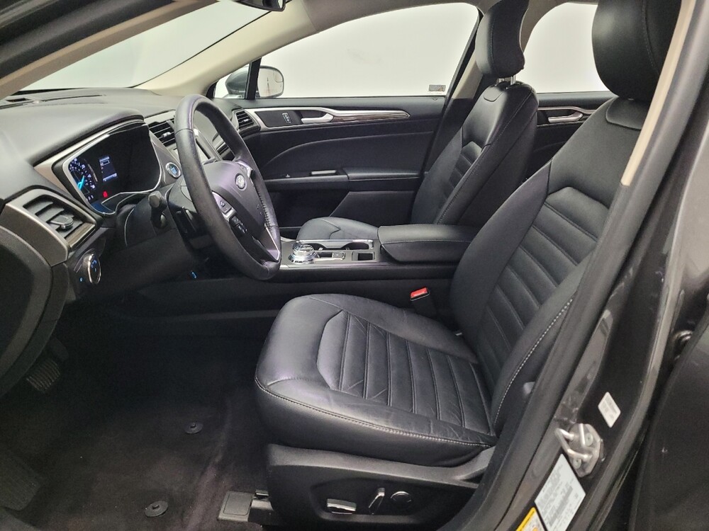 2017 Ford Fusion in Downey, CA 90241 - 18091006 17