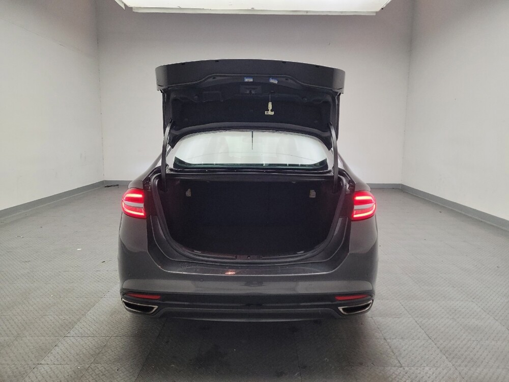 2017 Ford Fusion in Downey, CA 90241 - 18091006 29