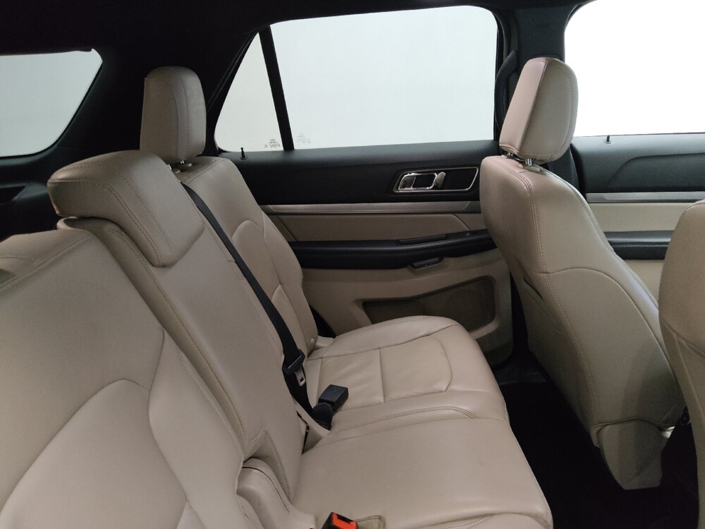 2018 Ford Explorer in Des Moines, IA 50310 - 18091009 19
