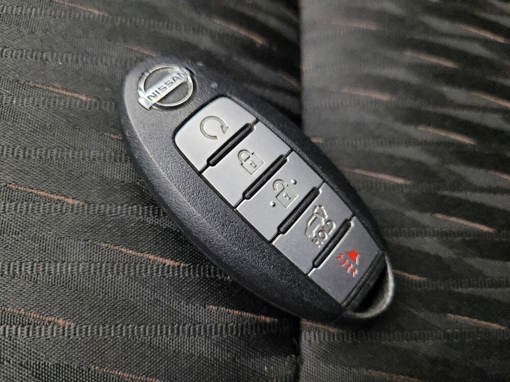 2019 Nissan Rogue in Phoenix, AZ 85022 - 18091010 32