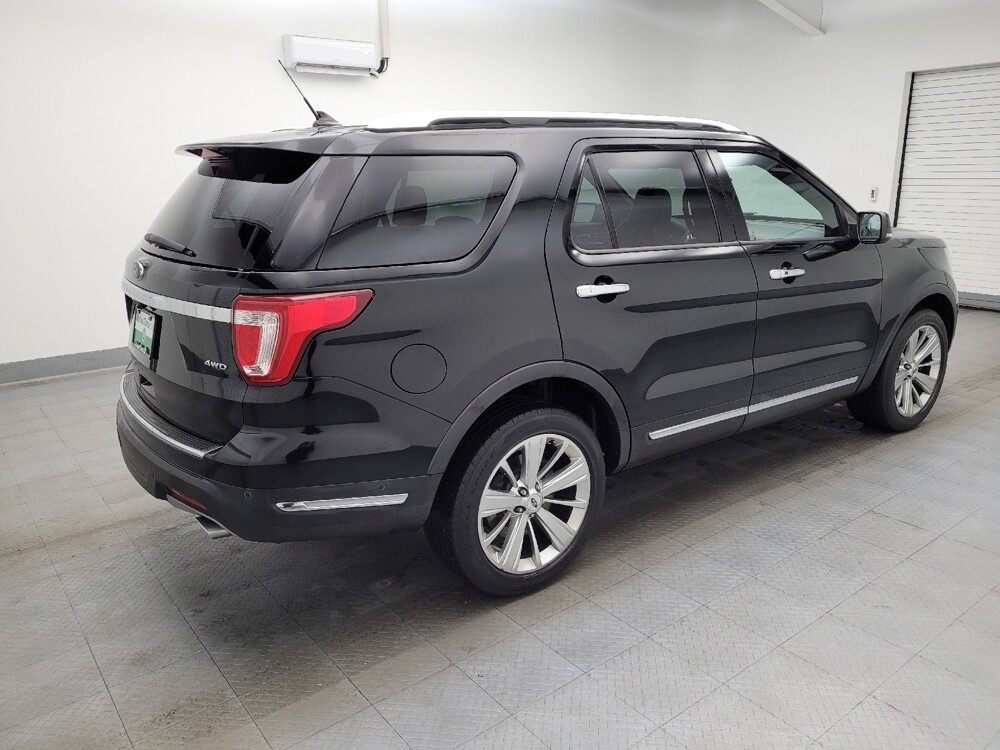 2018 Ford Explorer in Maple Heights, OH 44137 - 18091015 10