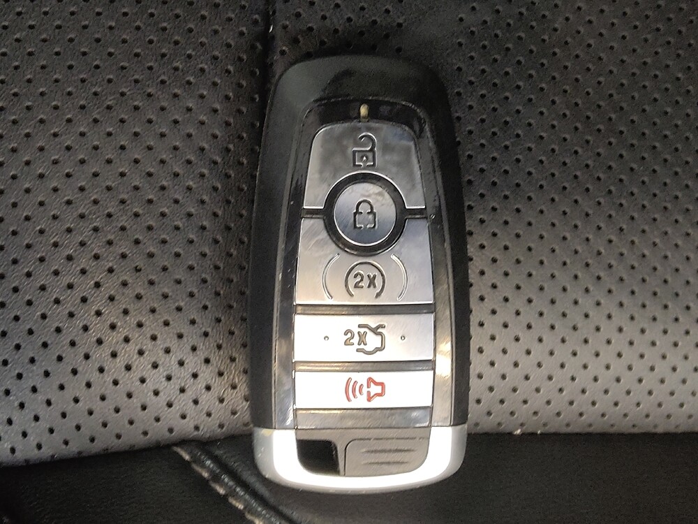 2019 Ford Mustang in Fairfield, OH 45014 - 18091018 32