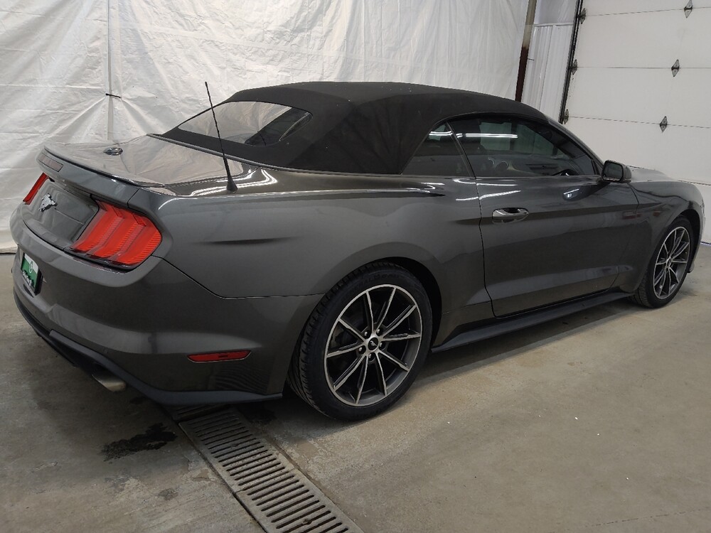 2019 Ford Mustang in Fairfield, OH 45014 - 18091018 10