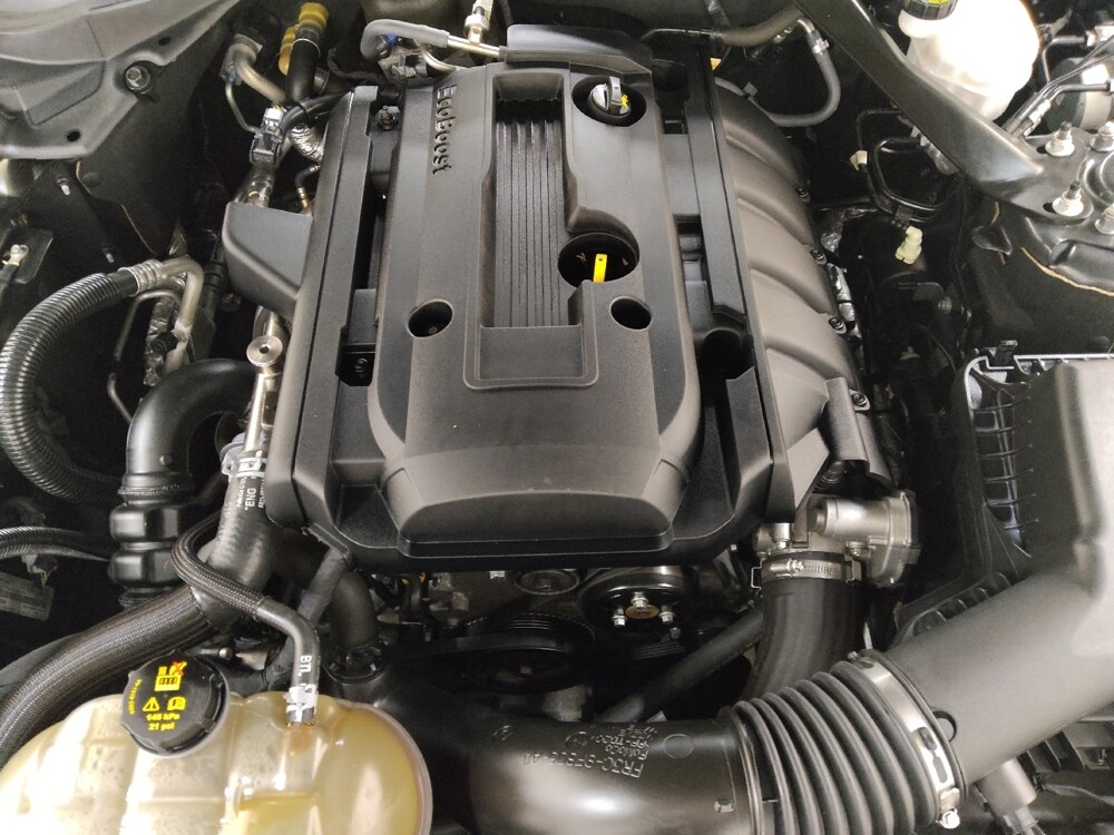 2019 Ford Mustang in Fairfield, OH 45014 - 18091018 30