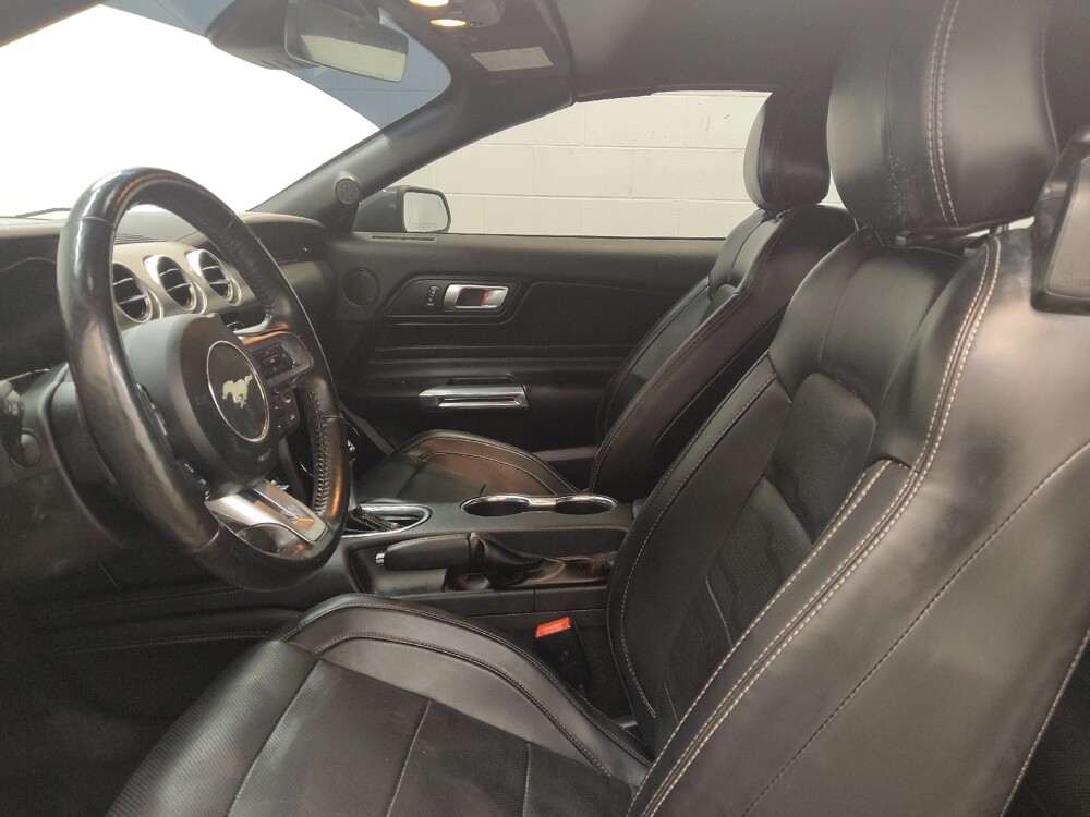 2019 Ford Mustang in Fairfield, OH 45014 - 18091018 17