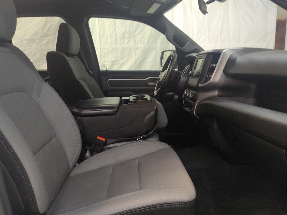 2021 RAM 1500 in Fairfield, OH 45014 - 18091019 21