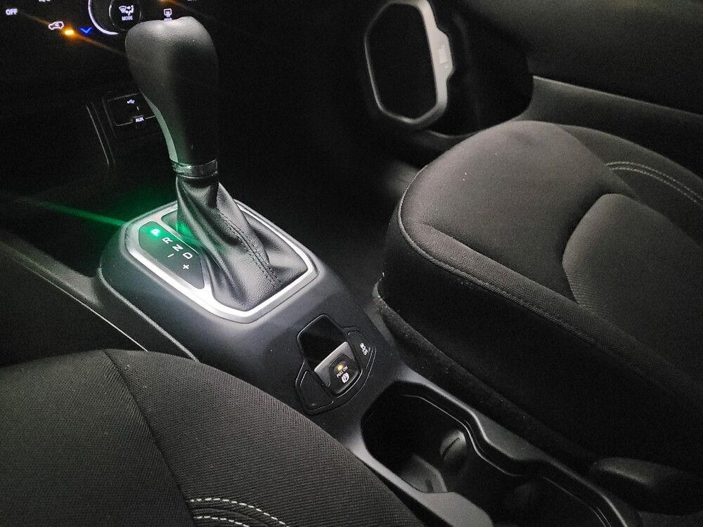 2020 Jeep Renegade in Riverside, CA 92504 - 18091022 26