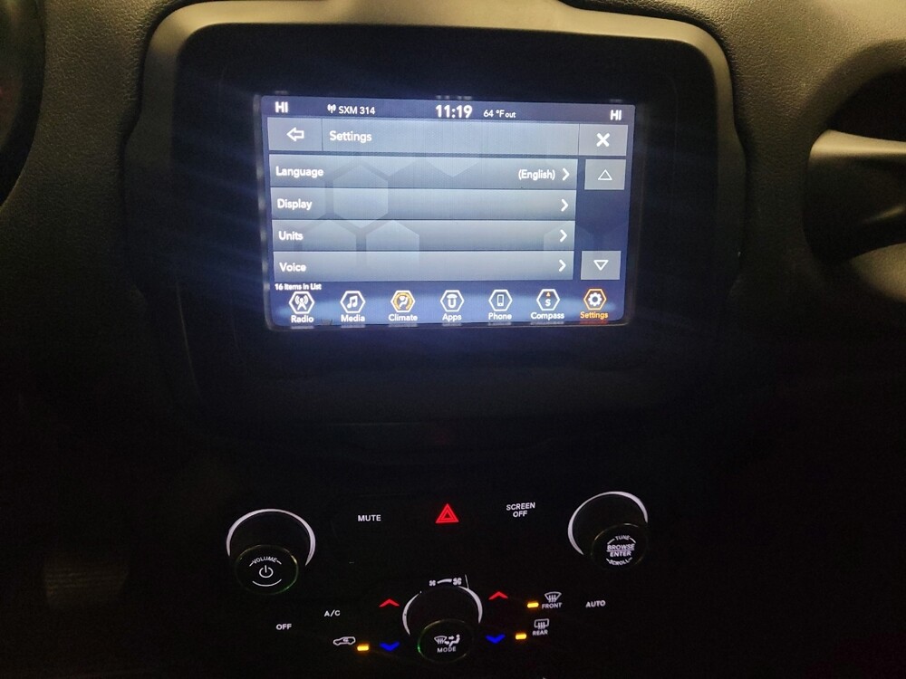 2020 Jeep Renegade in Riverside, CA 92504 - 18091022 25