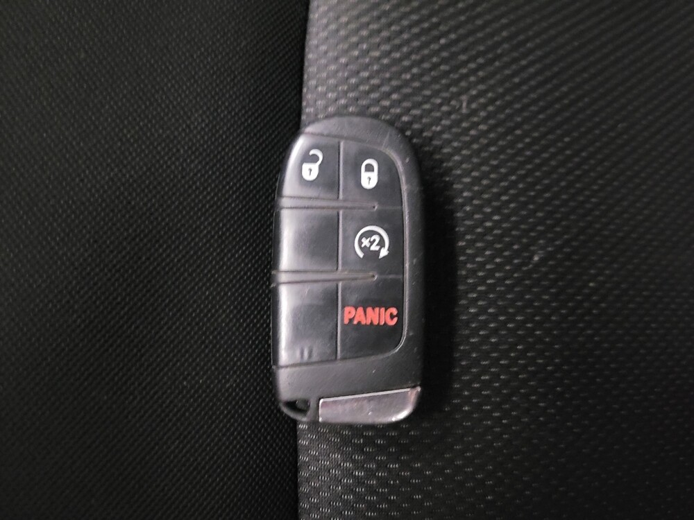 2020 Jeep Renegade in Riverside, CA 92504 - 18091022 32