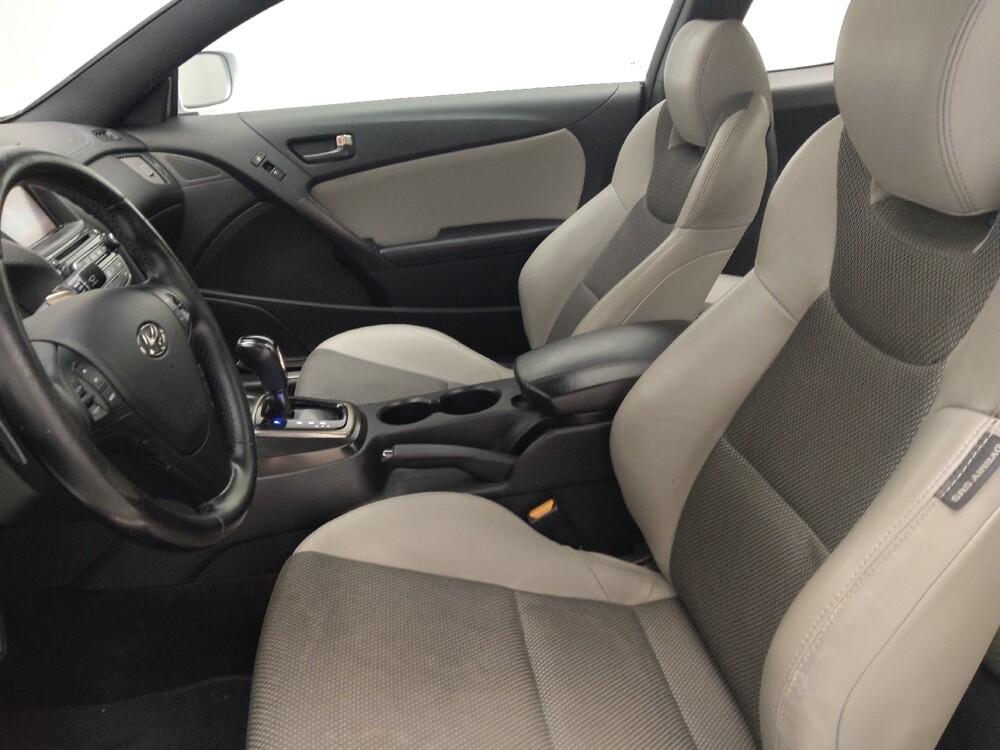 2014 Hyundai Genesis Coupe in Chattanooga, TN 37421 - 18091023 17