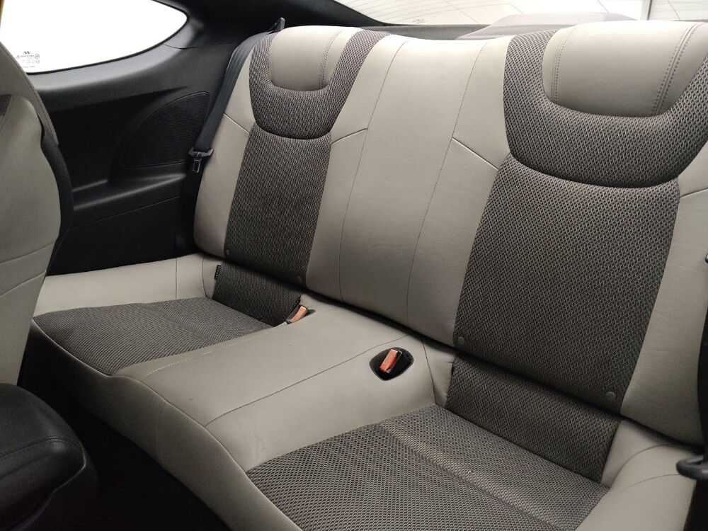 2014 Hyundai Genesis Coupe in Chattanooga, TN 37421 - 18091023 18