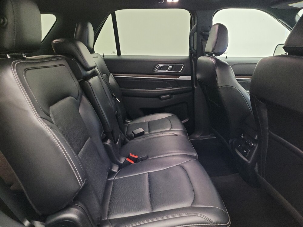 2019 Ford Explorer in Midlothian, IL 60445 - 18091026 19