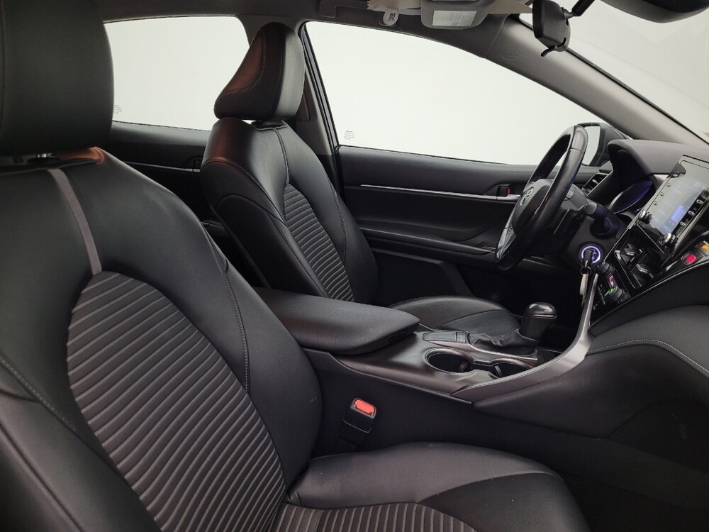 2022 Toyota Camry in Glendale, AZ 85301 - 18091031 21