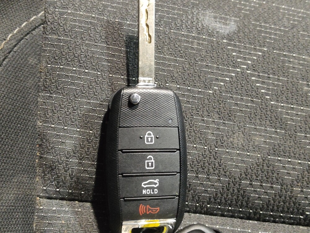 2020 Kia Rio in Fort Worth, TX 76116 - 18091032 32