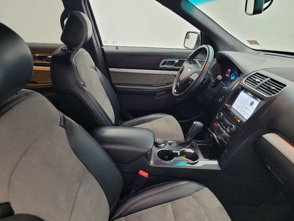 2017 Ford Explorer in Greenville, SC 29607 - 18091035 21
