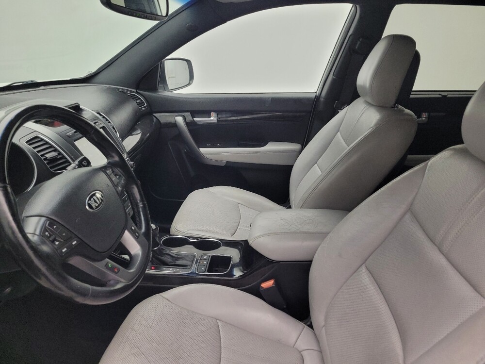 2014 Kia Sorento in Greenville, SC 29607 - 18091036 17