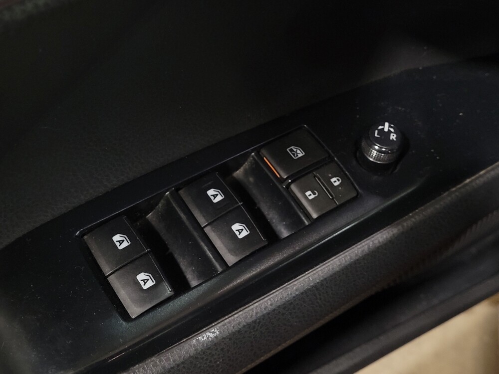 2020 Toyota Camry in Williamstown, NJ 8094 - 18091037 27