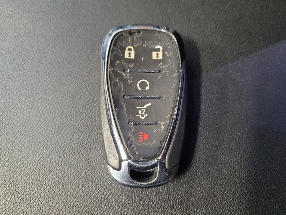 2019 Chevrolet Equinox in Riverside, CA 92504 - 18091041 32