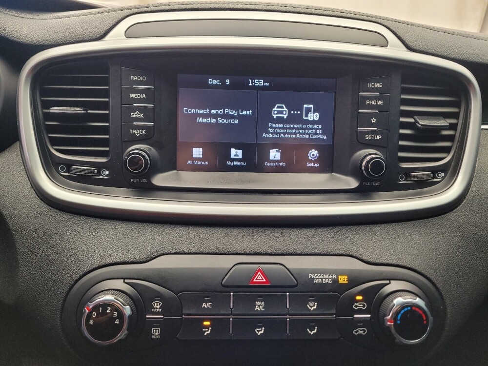 2020 Kia Sorento in Riverside, CA 92504 - 18091042 25