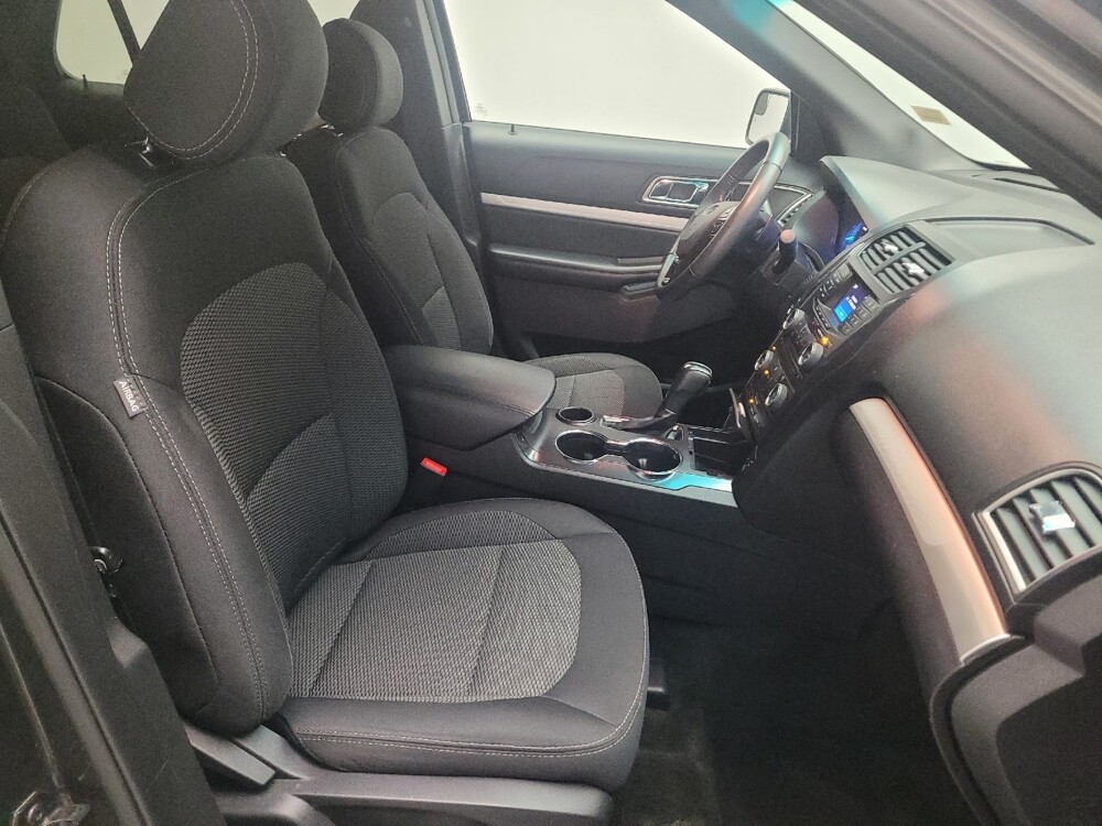 2017 Ford Explorer in Downey, CA 90241 - 18091049 21