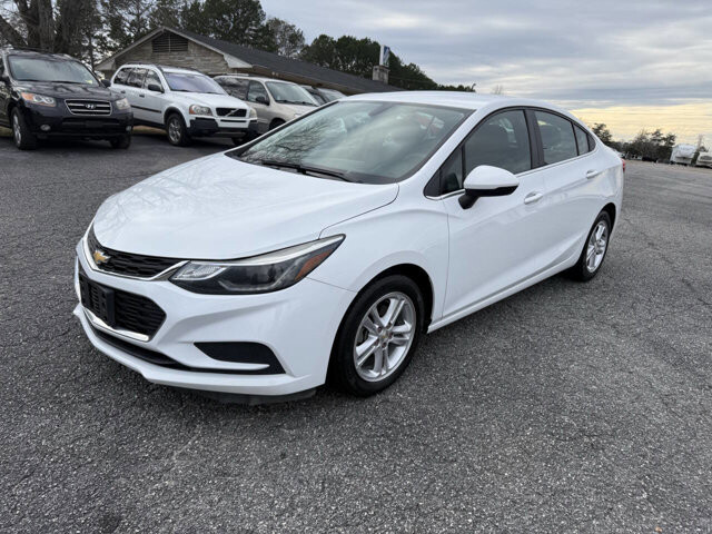 2016 Chevrolet Cruze in Hickory, NC 28602-5144 - 18091064 3