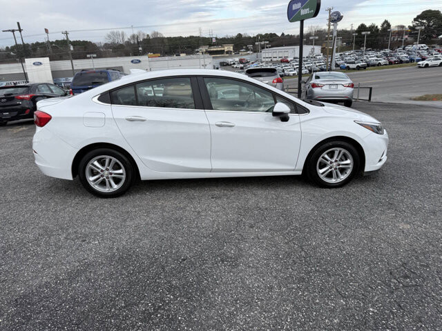 2016 Chevrolet Cruze in Hickory, NC 28602-5144 - 18091064 8