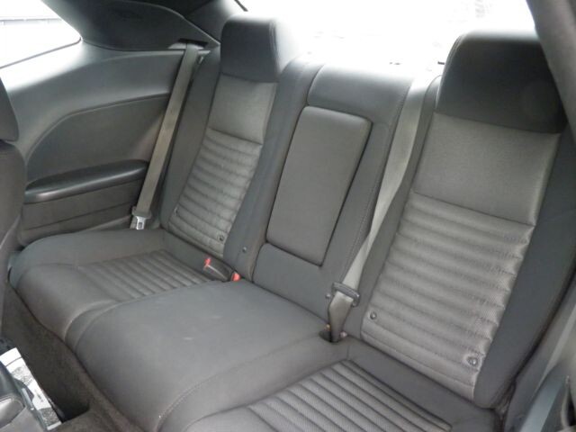 2014 Dodge Challenger in Barton, MD 21521 - 18091074 4