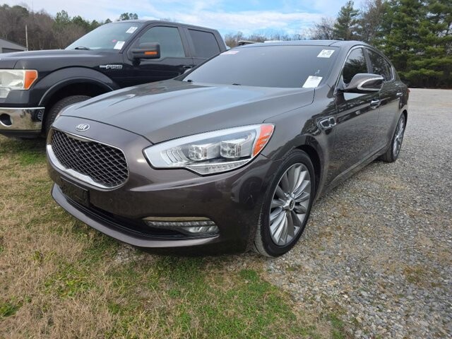 2015 Kia K900 in Knoxville, TN 37912 - 18091080