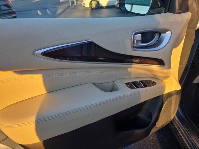 2018 INFINITI QX60 in Knoxville, TN 37912 - 18091082 8