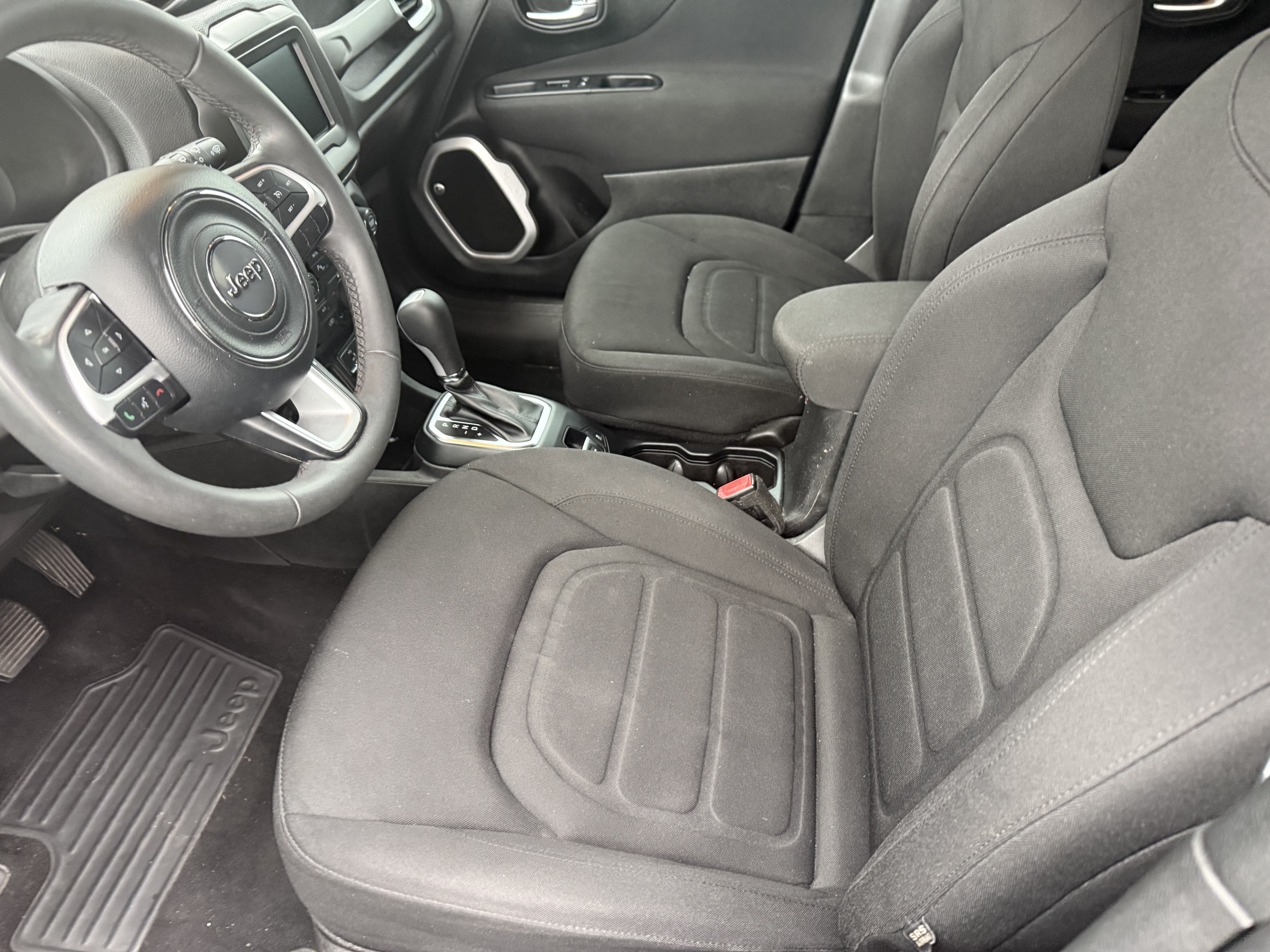 2018 Jeep Renegade in Phoenix, AZ 85022 - 18091090 9