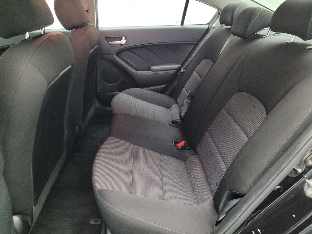 2018 Kia Forte in El Cajon, CA 92020 - 18091094 18