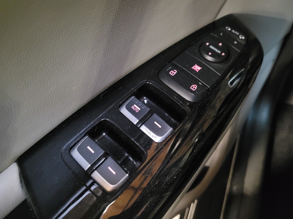 2018 Kia Sportage in Fresno, CA 93726 - 18091096 27